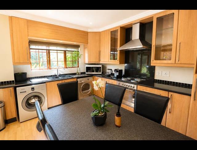 2 BEDROOM TOWNHOUSE FOR SALE IN EDENBURG